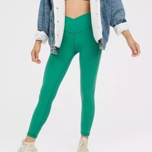 Aerie Real Me Xtra Crossover Pocket Legging